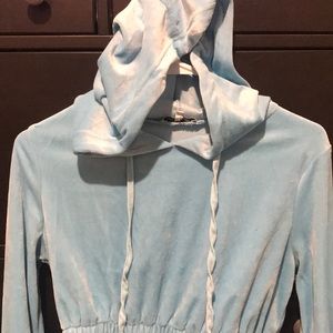 Soft fashion nova two piece set (cropped hoodie with matching sweatpants)